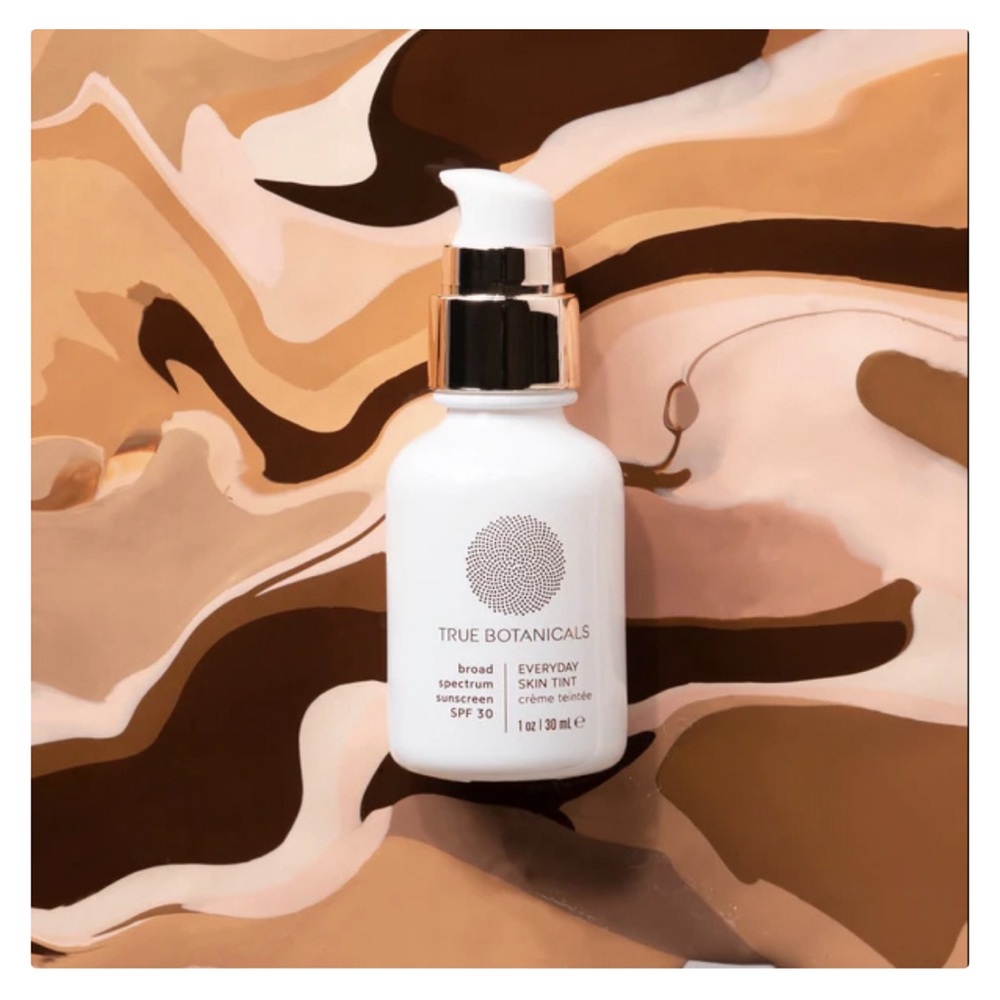 True Botanicals - Everyday Skin Tint SPF 30 (Deep Neutral)